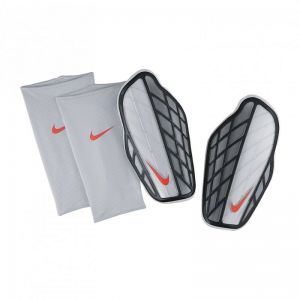 Ochraniacze piłkarskie Nike Protegga Pro M SP0315-080